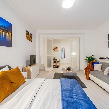 Del Mar Apartment Budapest Eksteriør billede